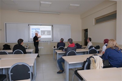 Temel Fotoğraçılık Eğitimi Devam Ediyor